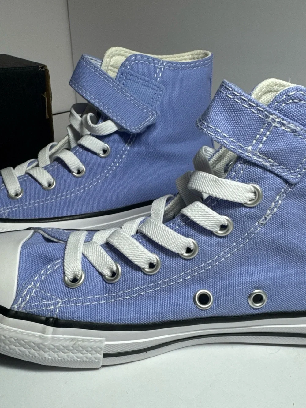 Converse Very Periwinkle High Top Sneakers Velcro closure NIB